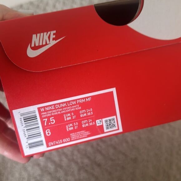 NWT sz 7.5 Nike Women’s Dunk Low premium pink - Picture 7 of 9